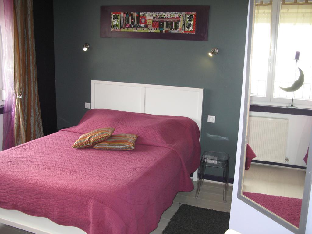 莱斯钱伯斯德伊勒酒店 Longeville-les-Metz 客房 照片